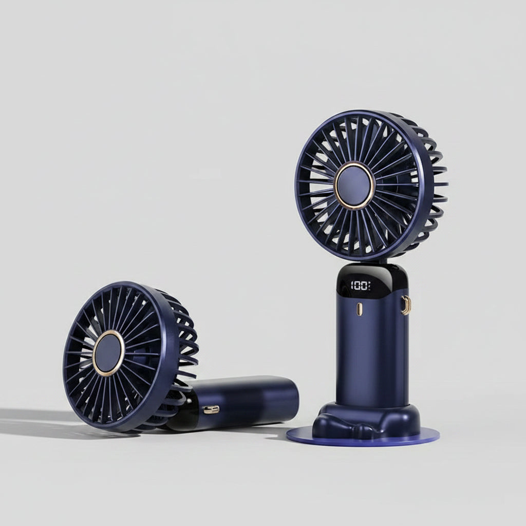 Le mini ventilateur replié, format compact qui se glisse dans un sac